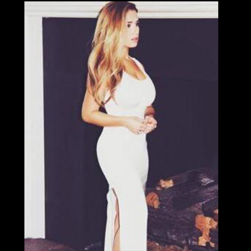 Kittenish dress